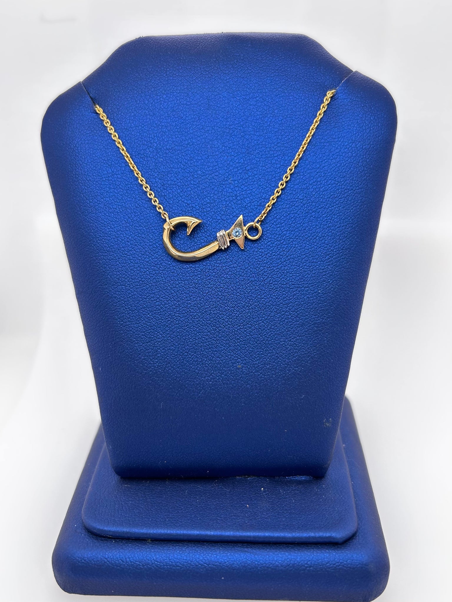 Hook Necklace (Med) Yellow Gold